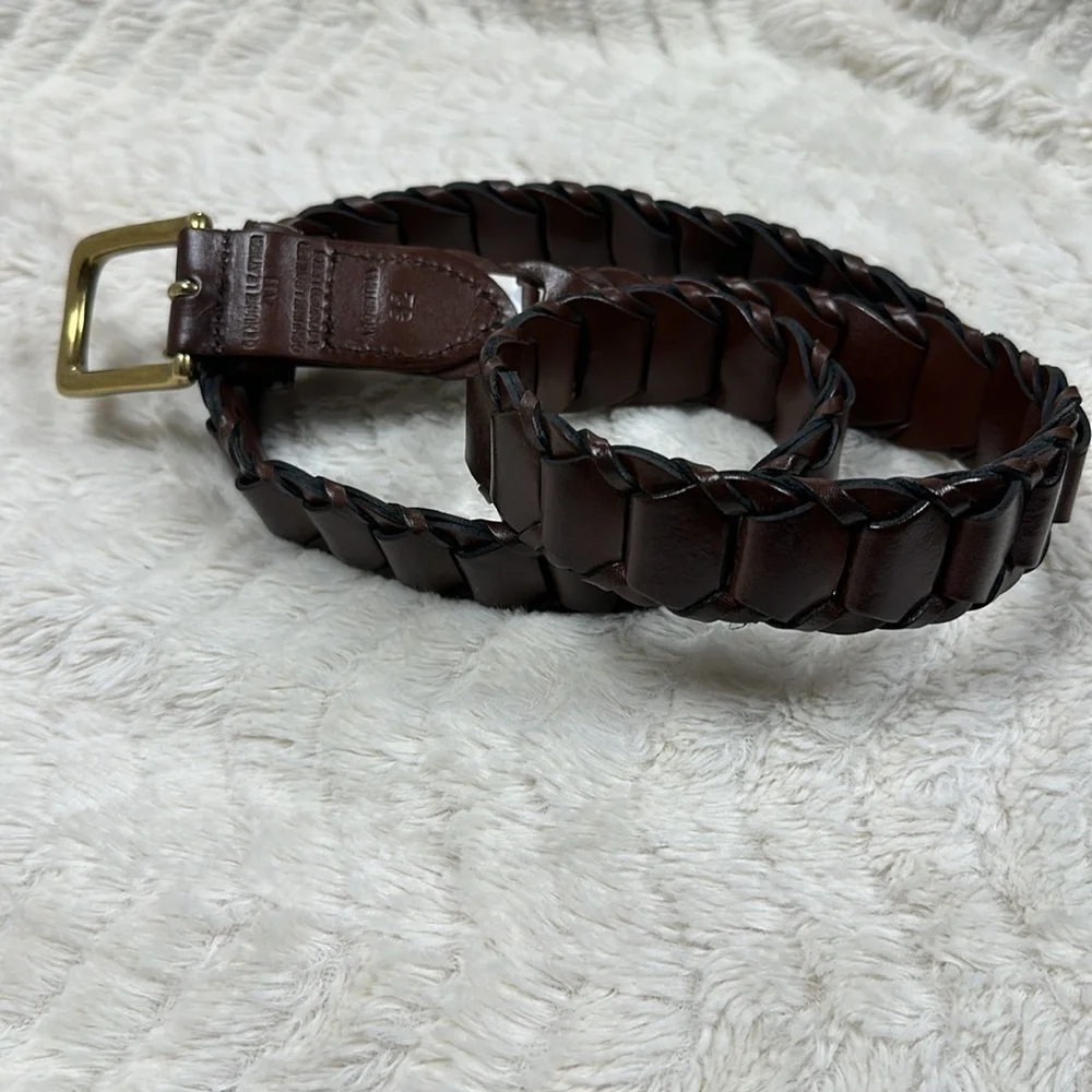 Beautiful dark brown woven belt, leather  tabs made in Argentina, size 32